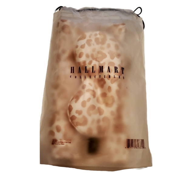 Hallmart Satin Sleep Mask and Pillowcase set Animal Print - Picture 5 of 5